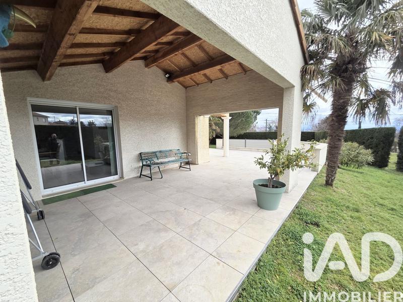 Maison - 102 m² - 4 pièces