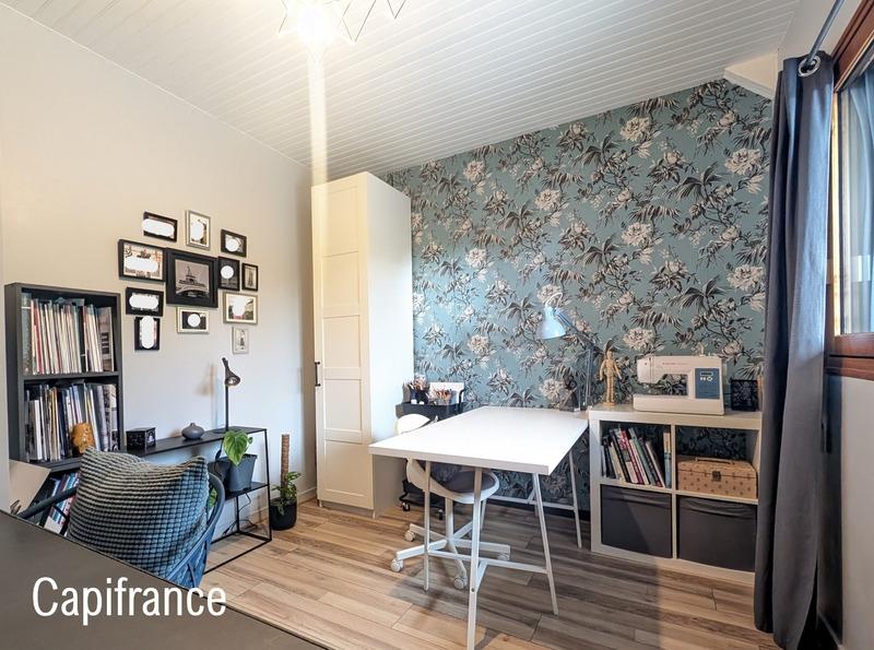 Maison - 230 m² - 8 pièces