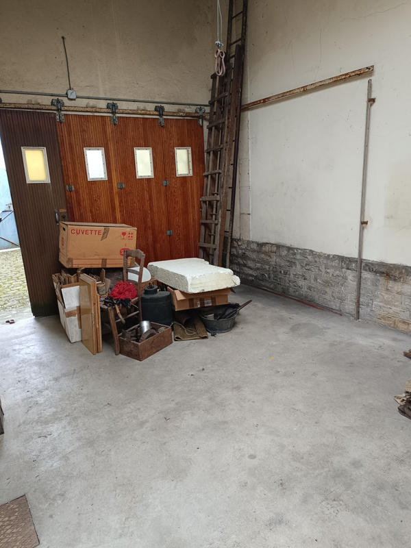 Maison - 210 m² - 7 pièces