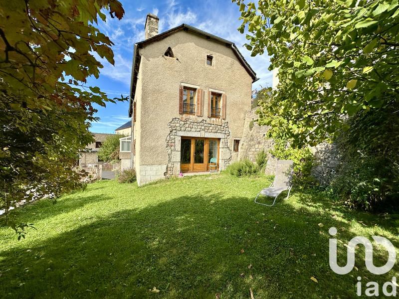 Maison - 188 m² - 8 pièces