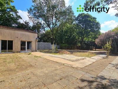 Pavillon - 75 m² - 2 pièces