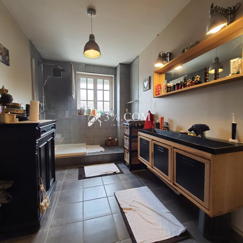 Pavillon - 170 m² - 9 pièces