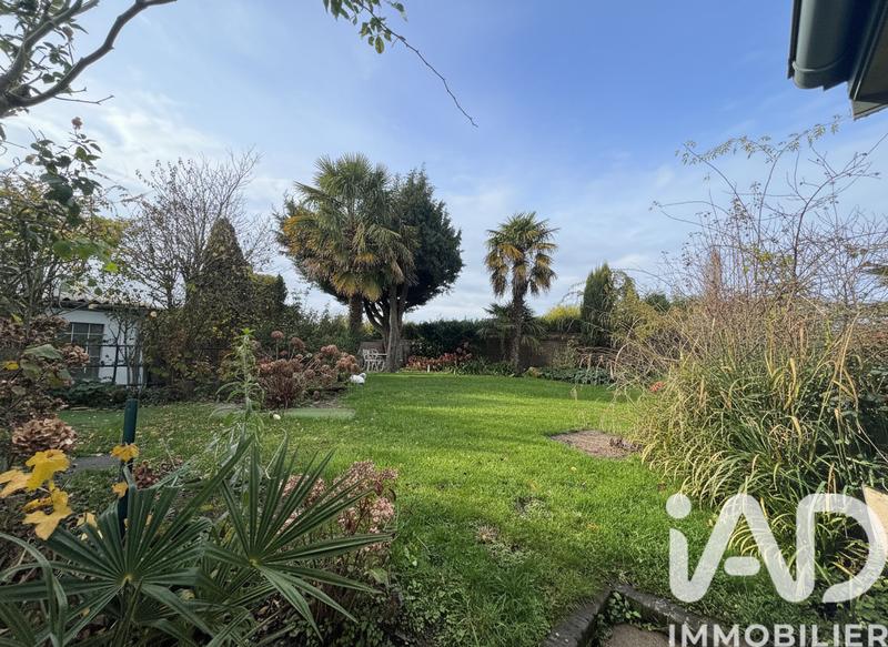 Maison - 533 m² - 10 pièces