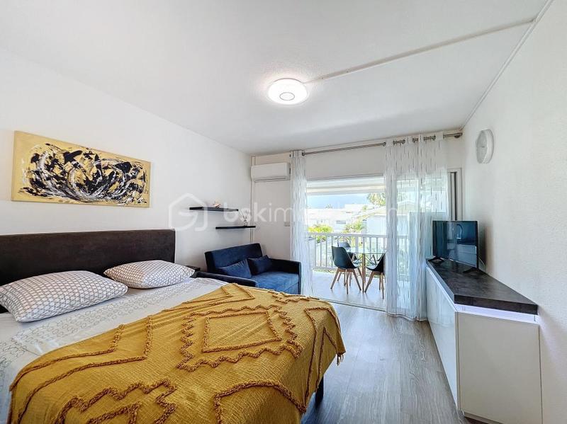 Studio - 18 m² - 1 pièce