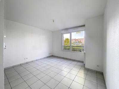 Studio - 24 m² - 1 pièce