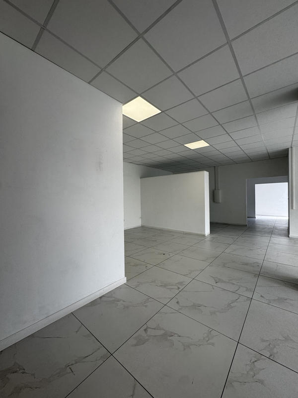 Local commercial - 100 m²