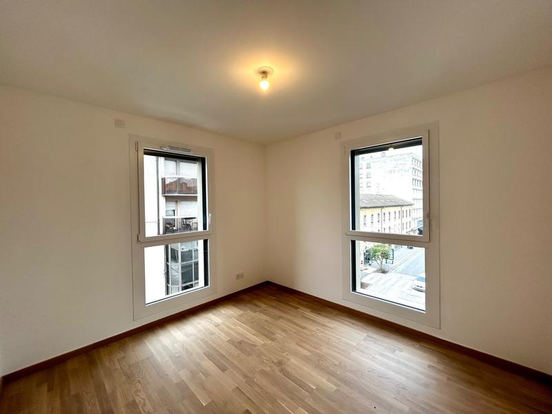 Appartement - 95 m² - 4 pièces