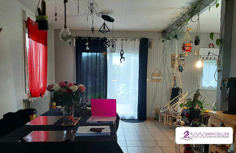 Maison - 80 m² - 5 pièces