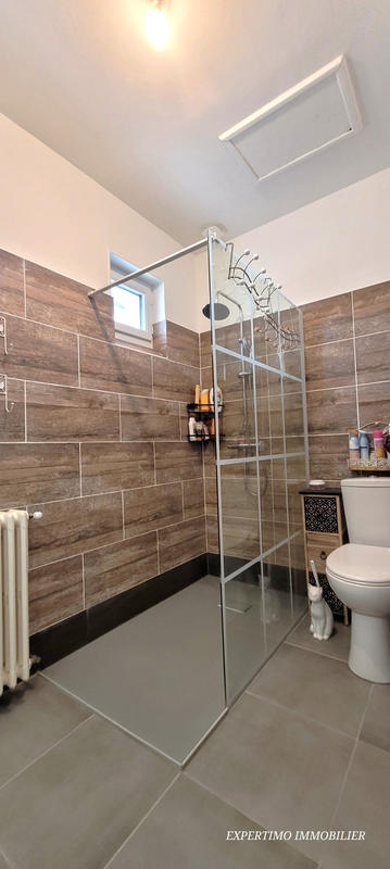 Maison - 176 m² - 8 pièces