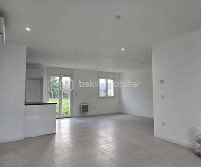 Pavillon - 93 m² - 5 pièces