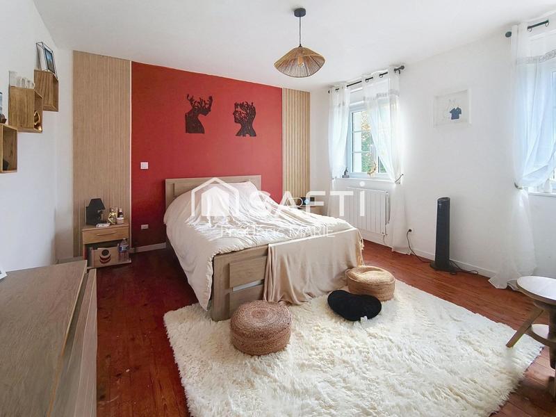 Maison - 121 m² - 6 pièces