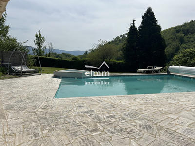 Maison ancienne - 160 m² - 4 pièces