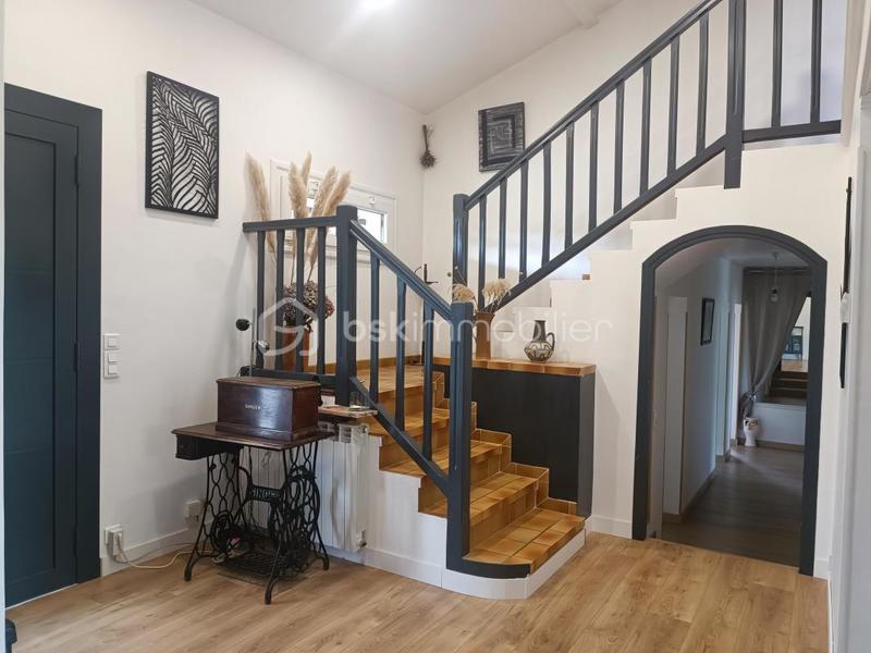 Villa - 190 m² - 6 pièces