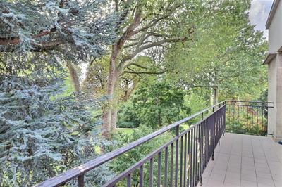 Appartement - 162 m² - 6 pièces