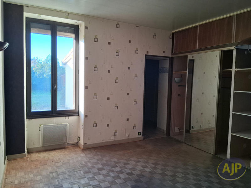 Maison - 227 m² - 5 pièces