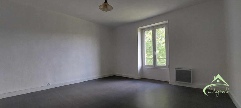 Maison traditionnelle - 100 m² - 5 pièces