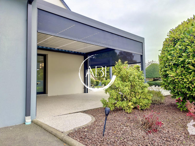 Maison contemporaine - 176 m² - 6 pièces