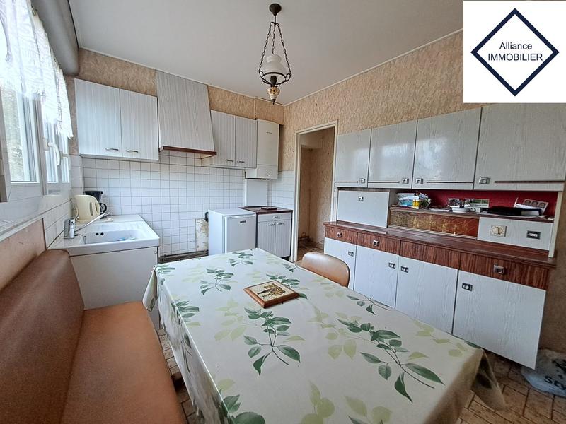 Maison - 81 m² - 5 pièces