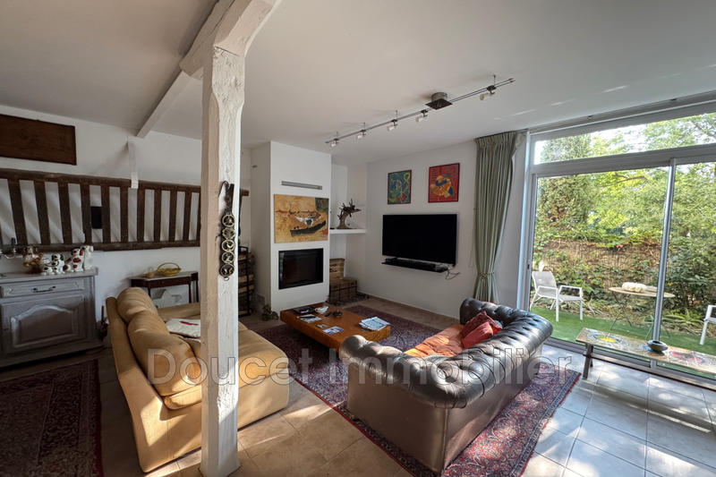 Maison - 430 m² - 15 pièces