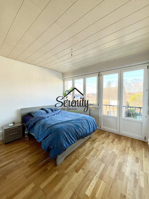 Maison - 90 m² - 5 pièces