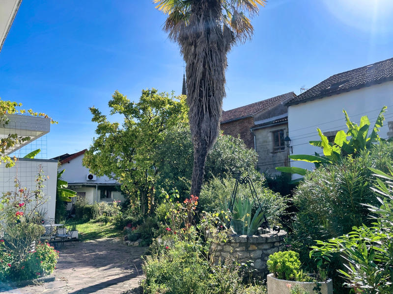 Maison de village - 319 m² - 14 pièces