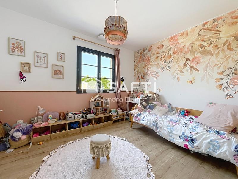 Maison - 212 m² - 8 pièces