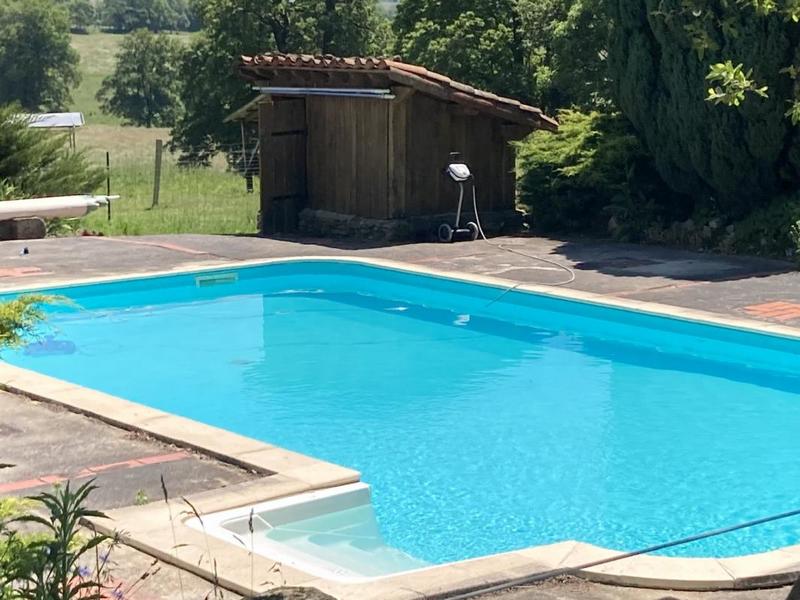 Corps de ferme - 300 m² - 9 pièces