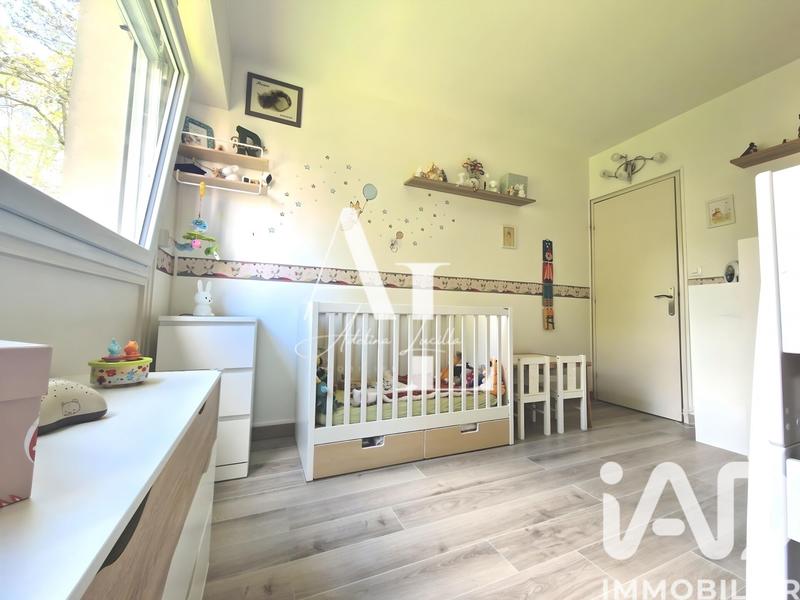 Appartement - 95 m² - 5 pièces