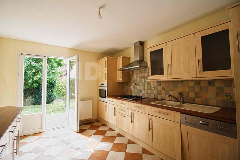 Maison - 92 m² - 4 pièces