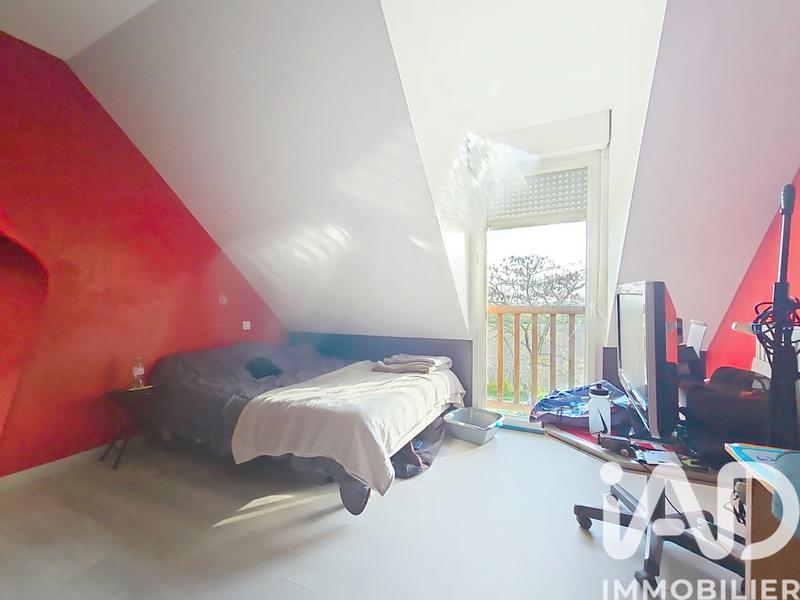 Maison - 180 m² - 7 pièces