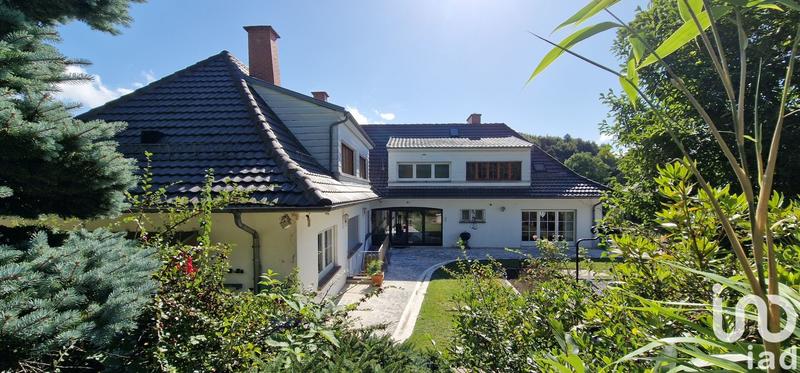 Maison - 334 m² - 10 pièces