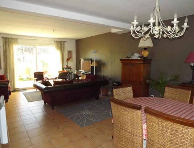 Maison - 87 m² - 5 pièces