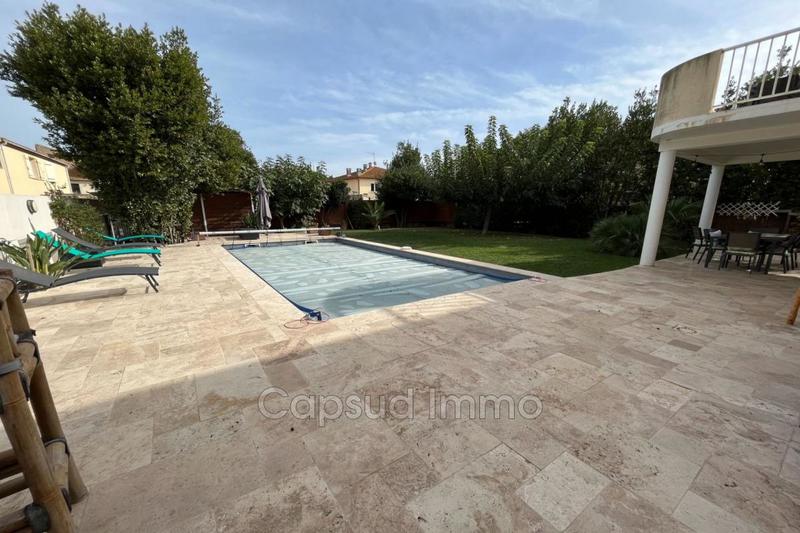 Villa - 190 m² - 6 pièces