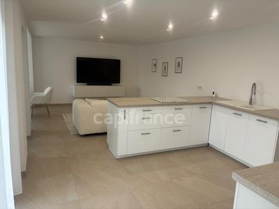 Maison - 97 m² - 4 pièces