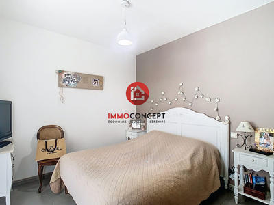 Maison - 95 m² - 5 pièces