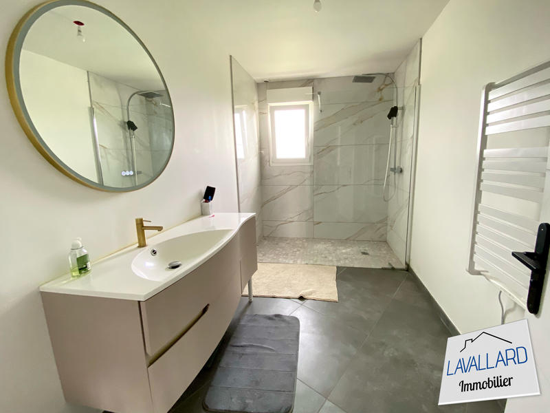 Maison contemporaine - 122 m² - 5 pièces