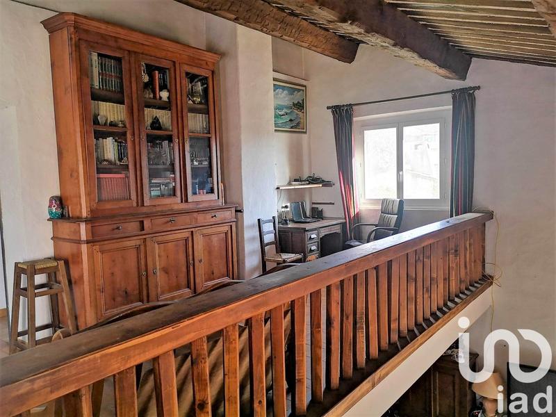 Maison - 204 m² - 6 pièces