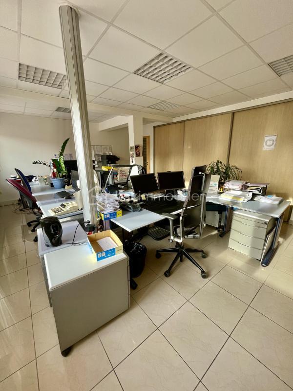 Bureau - 316 m² - 10 pièces