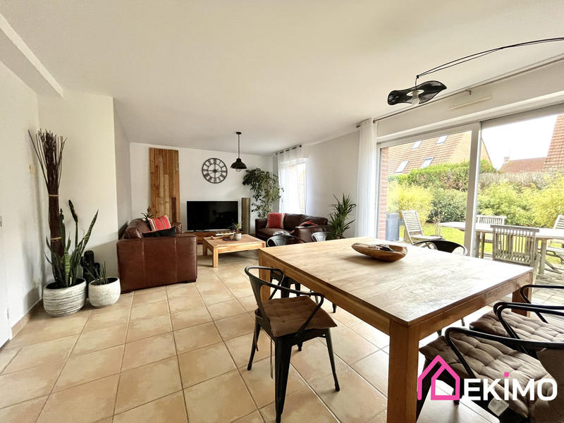 Maison traditionnelle - 115 m² - 7 pièces