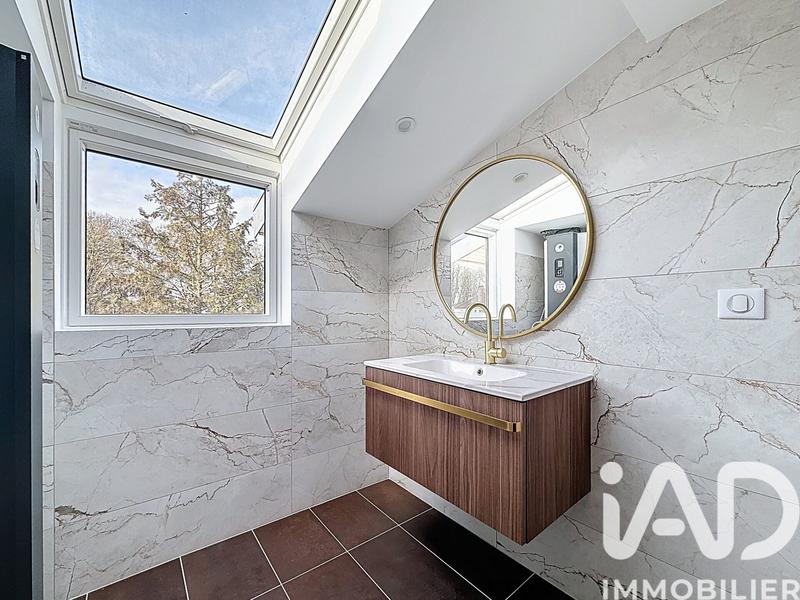 Maison - 127 m² - 5 pièces