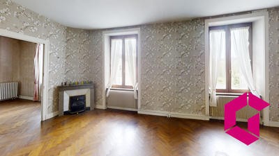 Maison - 255 m² - 10 pièces