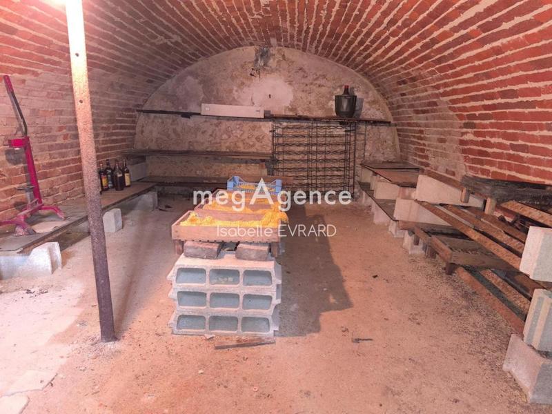 Maison - 210 m² - 7 pièces