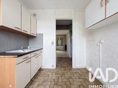 Appartement - 79 m² - 4 pièces