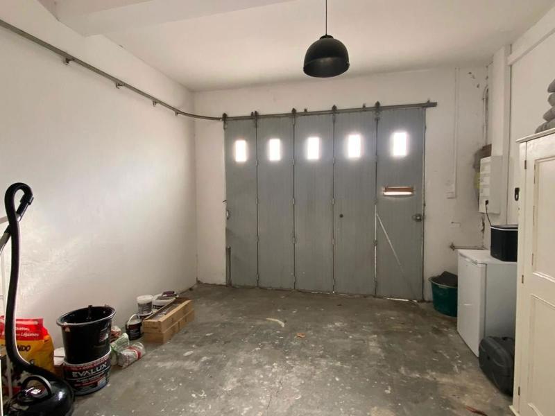 Maison - 220 m² - 6 pièces