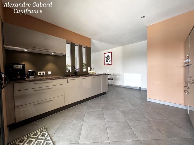 Maison - 150 m² - 5 pièces