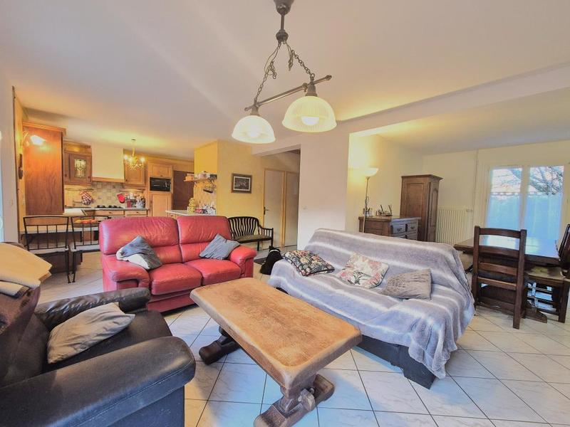 Maison - 142 m² - 7 pièces