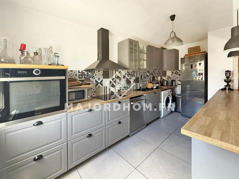 Appartement - 84 m² - 4 pièces