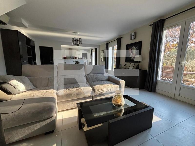 Maison - 107 m² - 4 pièces