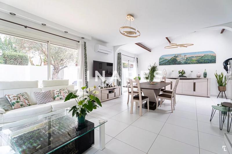 Maison - 150 m² - 5 pièces