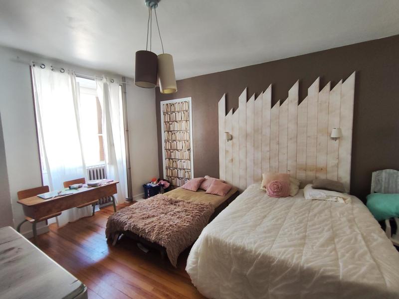 Maison - 137 m² - 6 pièces